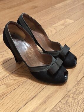 Black Vintage Pumps High Heel Shoes Maralyn Last Peep Toe